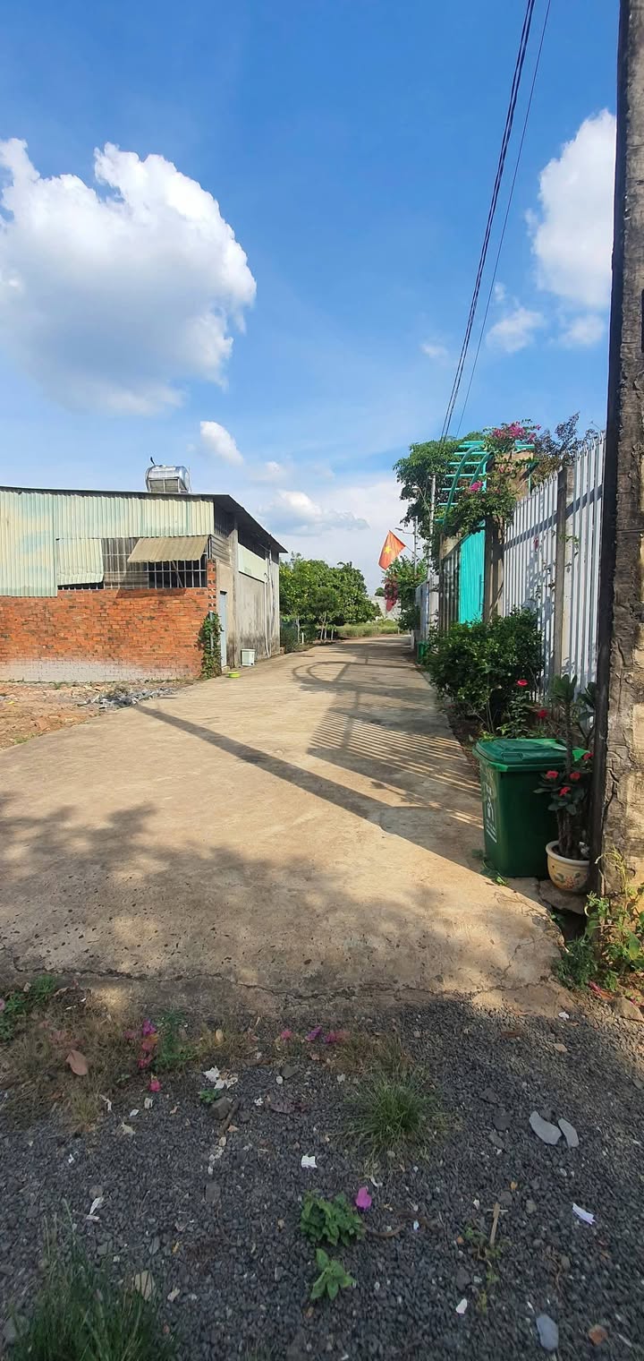 Đất nền góc 2 mặt tiền phường Tân Xuân 110m² giá 600 triệu - Cơ hội đầu tư tuyệt vời!