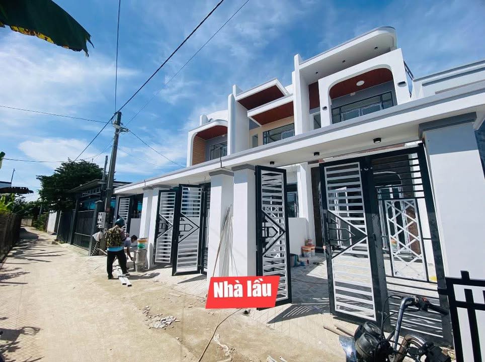 Nhà lầu Tân Bình, Vĩnh Cửu, Đồng Nai 87m² giá 2.1 tỷ - Sẵn sàng vào ở ngay!