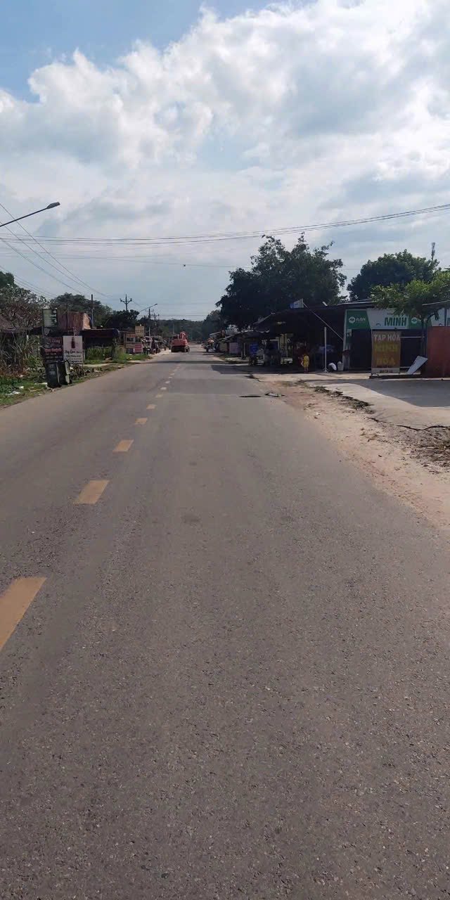 Đất thổ cư 150m² Bến Cát giá 2.65 tỷ - Cơ hội đầu tư tuyệt vời!