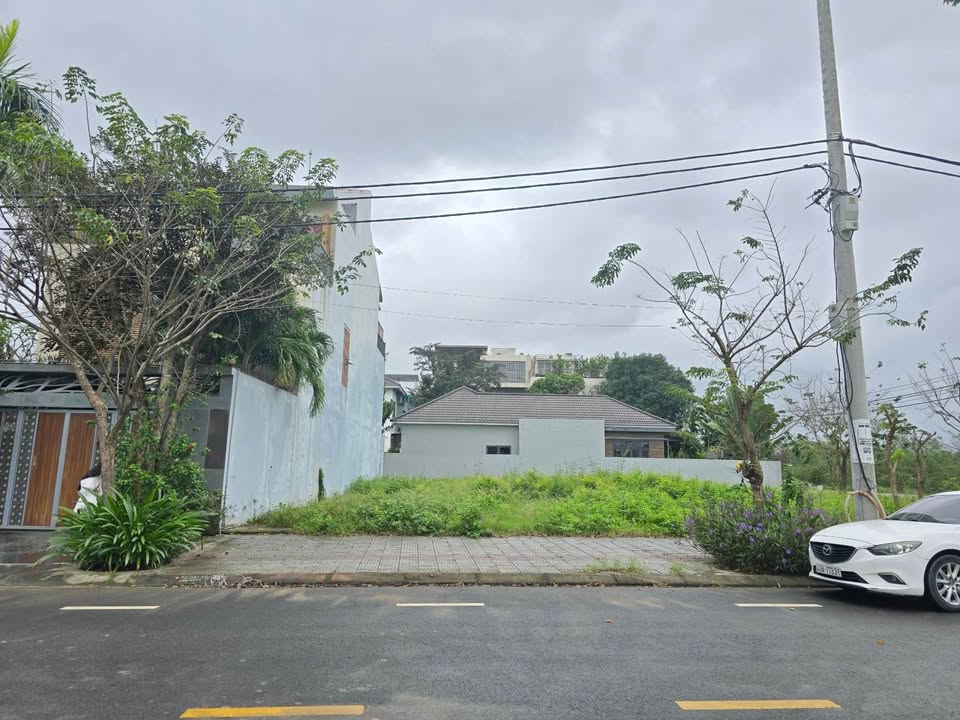 Đất nền Hòa Xuân Đà Nẵng 319m² giá 23.9 tỷ - Đường Lê Sỹ, sát sông thoáng mát!