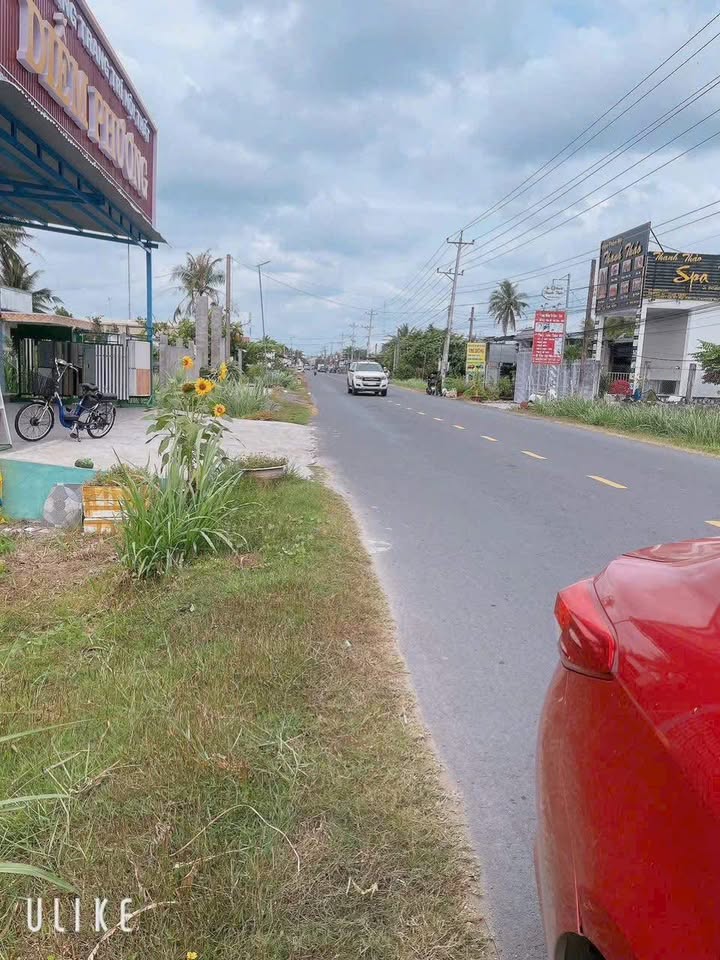 Đất thổ cư Hương Mỹ, Mỏ Cày Nam 301m² giá 2 tỷ - Sổ đỏ chính chủ!