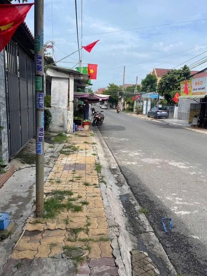 Nhà gác lửng mặt tiền đường Võ Thị Sáu, Long Hải, 66m² giá 2.3 tỷ - Khu kinh doanh sầm uất!