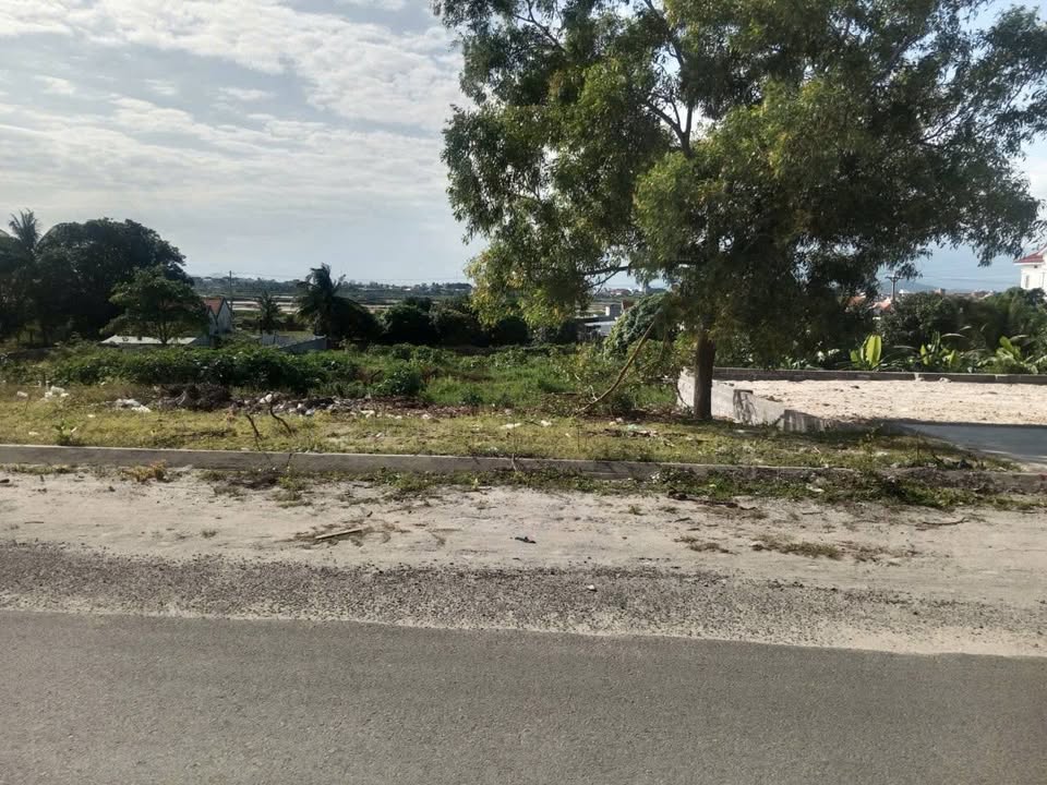 Đất thổ cư Ninh Hải 370m² giá 13.32 tỷ - Cách biển chỉ 230m!