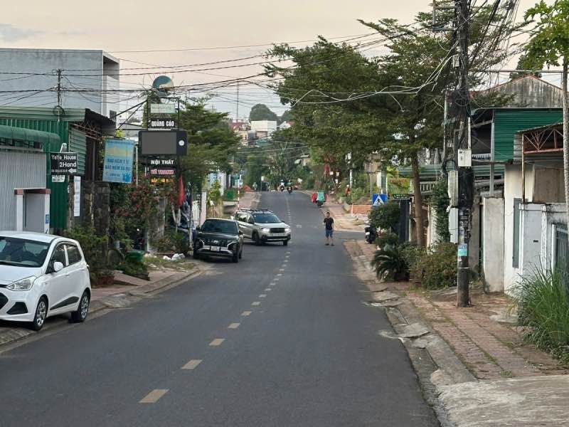 Nhà hẻm C1 Tuệ Tĩnh Buôn Ma Thuột 85m² giá 3.369 tỷ - Thiết kế hiện đại, sẵn sàng ở ngay!