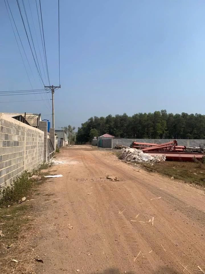 Đất Warehouse 8000m² KCN Sông Mây, Đồng Nai - Giá 15 tỷ, Cơ hội đầu tư hiếm có!