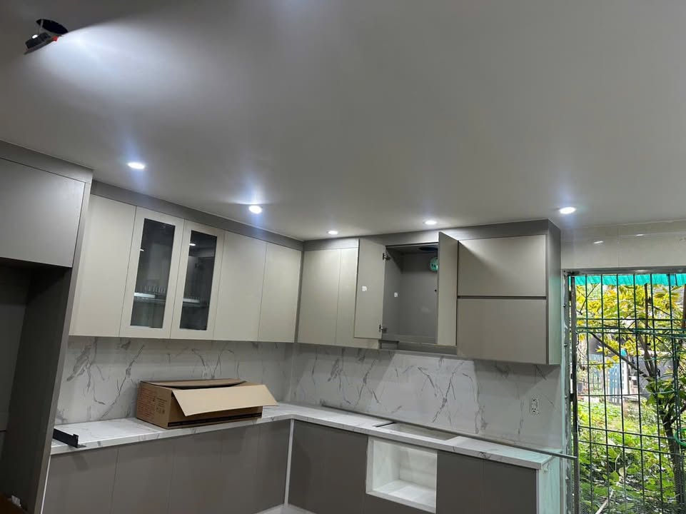 Nhà 3 tầng 4 phòng ngủ khu đô thị Hà Khánh A, Hạ Long 100m² giá 6 tỷ - Sổ đỏ chính chủ!