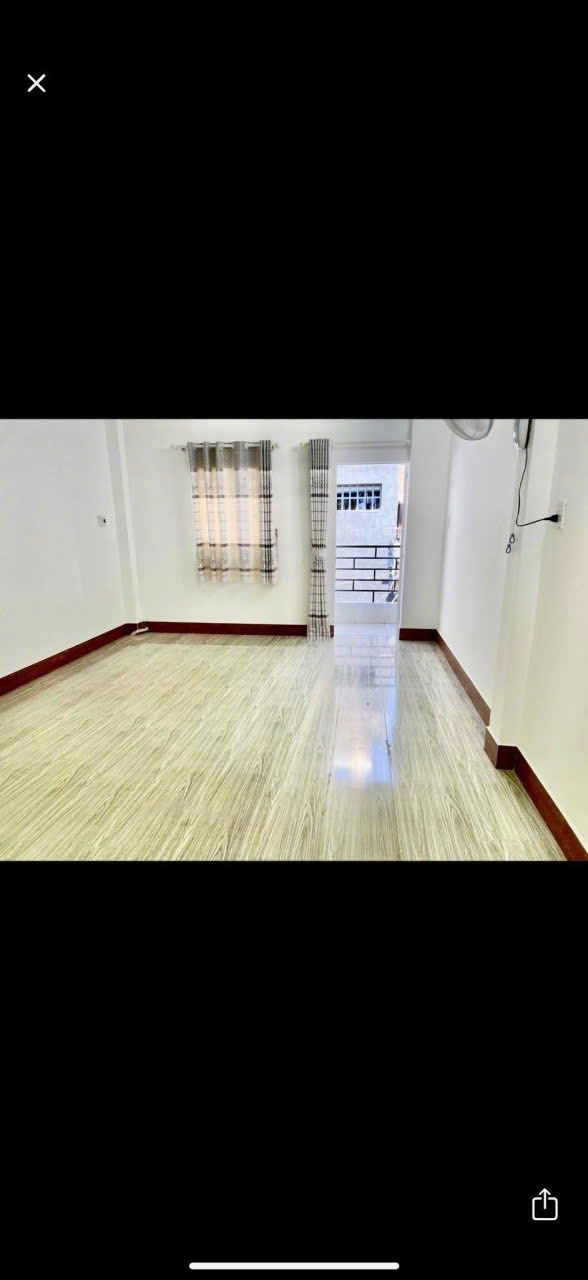 Nhà cho thuê Hẻm 3 Gác Phạm Hùng 28m² giá 6.5 triệu - Tiện lợi di chuyển giữa các quận!