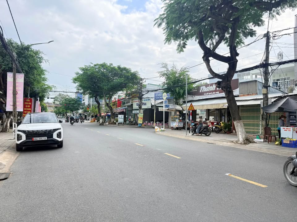 Nhà mặt tiền Tôn Đức Thắng, Long Xuyên 89m² giá 15 tỷ - Vị trí kinh doanh đắc địa!