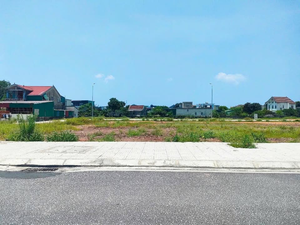 Đất nền Nghi Hòa Cửa Lò 116m² giá 3 tỷ - Đường 20 rộng rãi, gần biển!