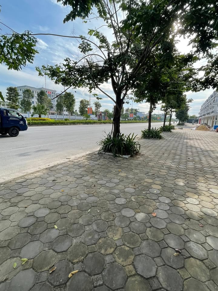 Shophouse TNR Thái Hòa 150m² giá 6.3 tỷ - Sổ hồng chính chủ!