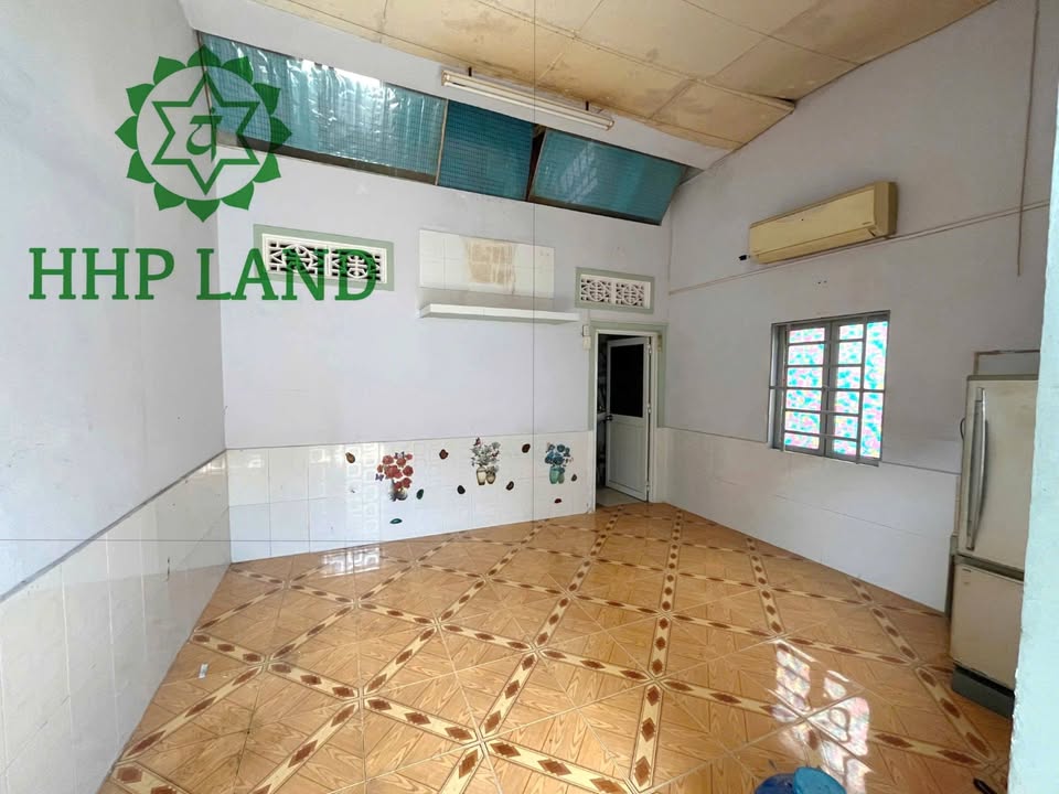 Nhà phố Bửu Hòa Biên Hòa 29m² giá 1.35 tỷ - 3 mặt tiền hẻm gần chợ