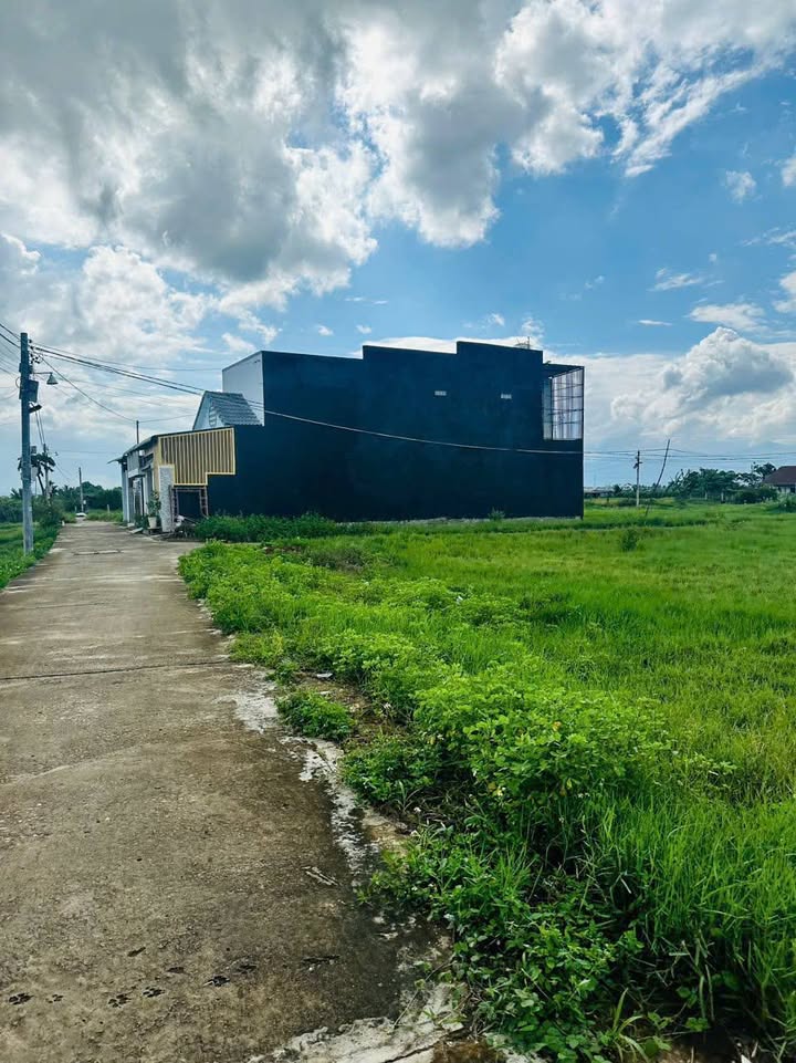 Đất thổ cư 100m² phường Bình Thuận giá 650 triệu - Khu dân cư đông đúc, tiện ích đầy đủ!