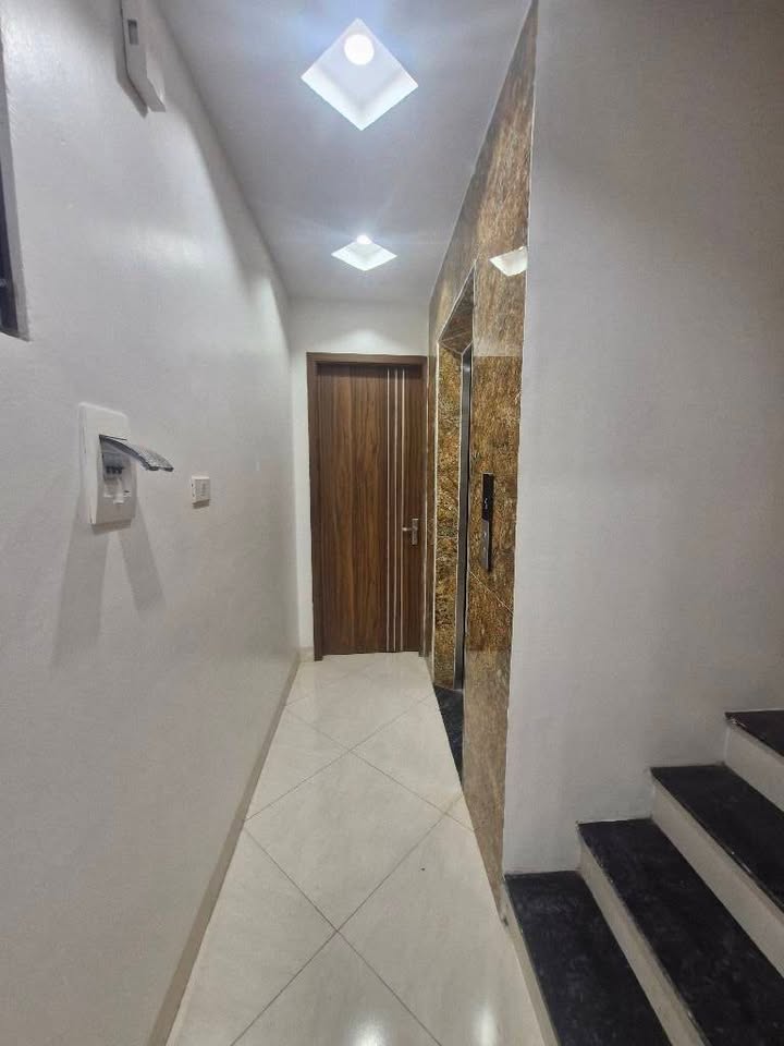 Nhà mặt tiền Yên Nghĩa, Hà Đông 42m² giá 9 tỷ - Đầu tư sinh lời ngay!