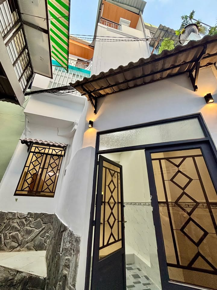 Bán nhà chính chủ đường Lê Lai, phường 3, Gò Vấp, 30m² giá 3.9 tỷ - Thiết kế hiện đại, sẵn sàng vào ở!