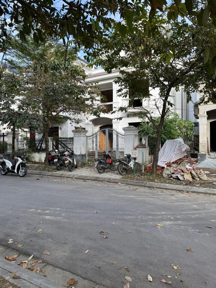 Biệt thự Phú Mỹ An Huế 210m² giá 12 tỷ - Sống đẳng cấp giữa lòng thành phố!