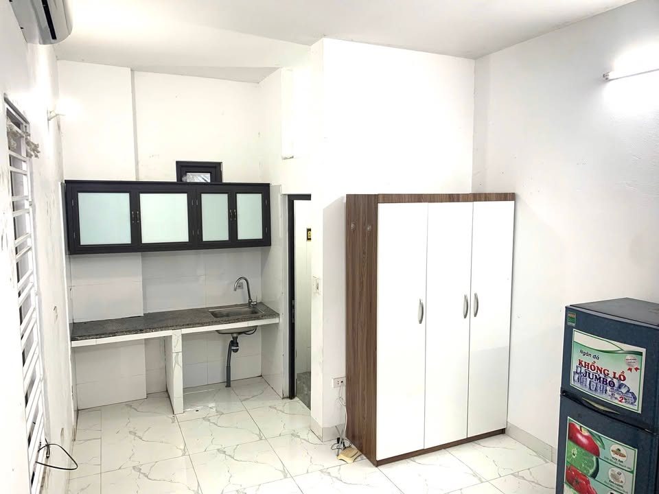 Phòng cho thuê đường Vĩnh Hưng quận Hoàng Mai 33m² - Nội thất đầy đủ, giá thỏa thuận!