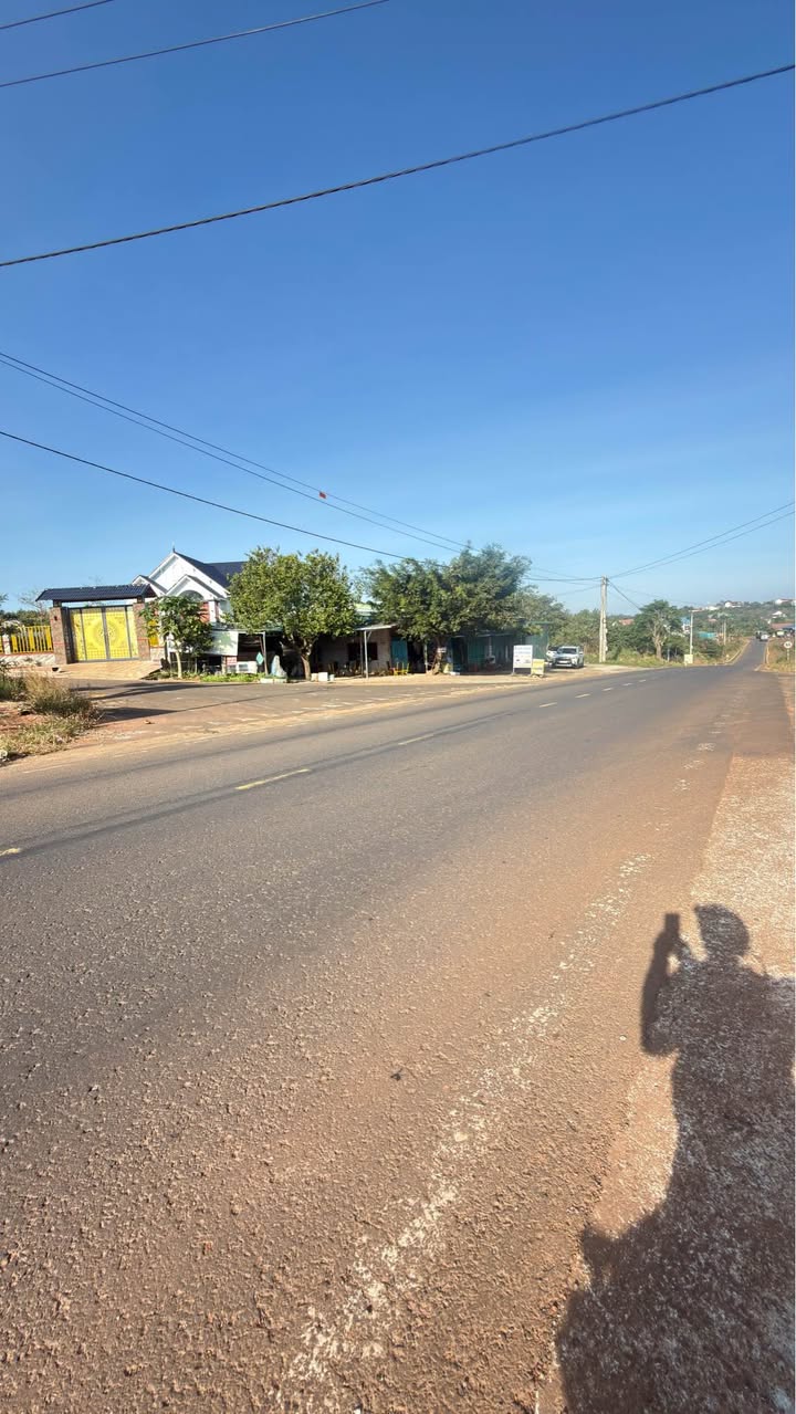 Đất mặt tiền đường Nguyễn Văn Cừ, Bắc Gia Nghĩa 280m² giá 1.05 tỷ - Thế đất bằng phẳng, tiện xây dựng!