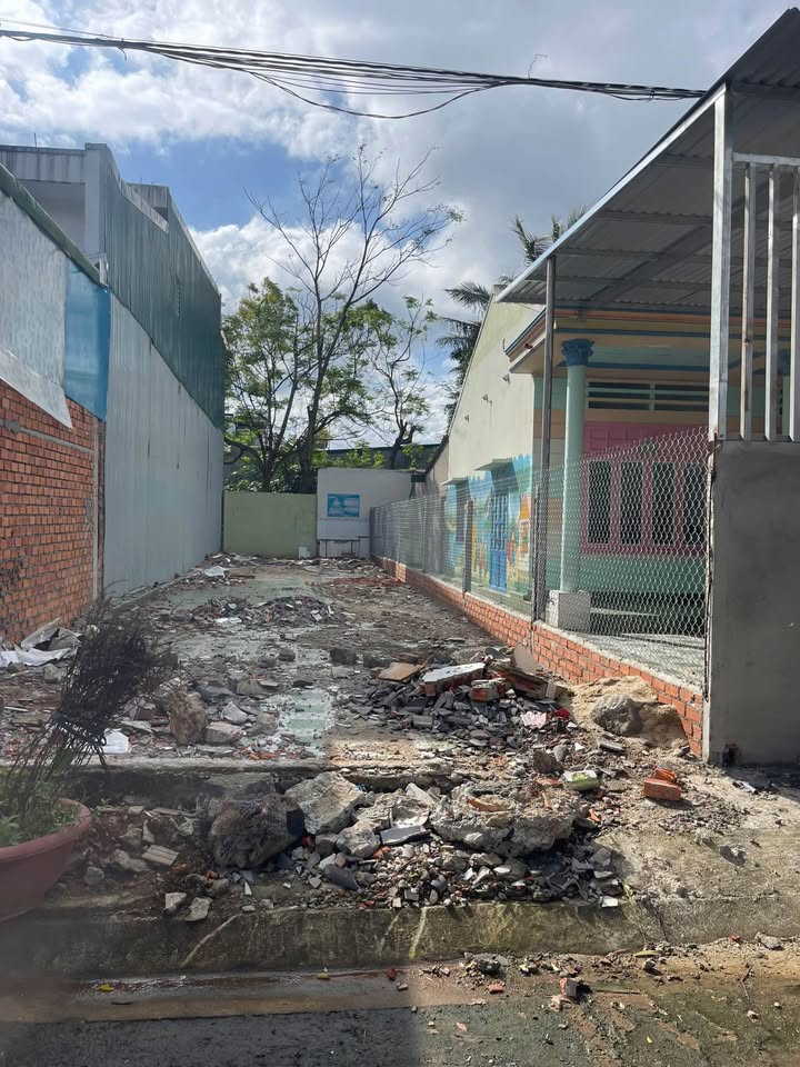 Bán đất hẻm 99 Y Nuê, Ea Tam 94m² giá 2.95 tỷ - Gần chợ và trường học!