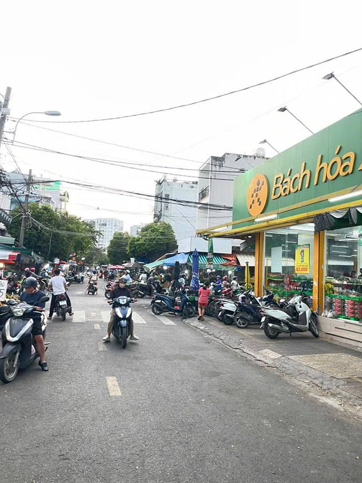 Nhà mặt tiền đường 7, Phước Bình, Thủ Đức 86m² giá 11 tỷ - Vị trí kinh doanh sầm uất!