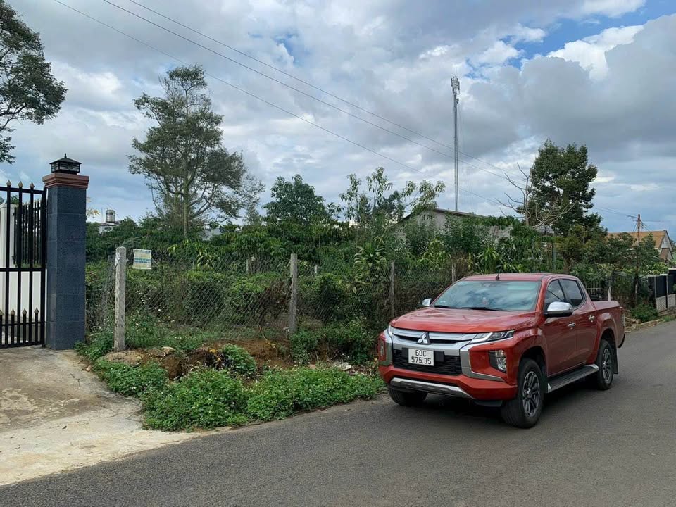 Đất nền Bảo Lộc 500m² giá 3.3 tỷ - Hẻm nhựa rộng, dân cư đông đúc!