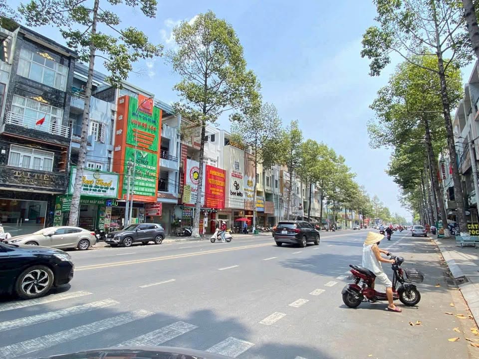 Nhà mặt tiền Võ Thị Sáu, Biên Hòa 64m² giá 16 tỷ - Phù hợp kinh doanh và văn phòng!