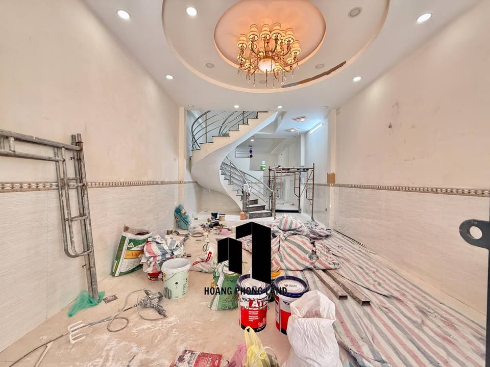 Nhà phố mặt tiền đường Hiệp Thành 31, quận 12, diện tích 85m² - Vị trí đắc địa, giá chỉ 7.95 tỷ!