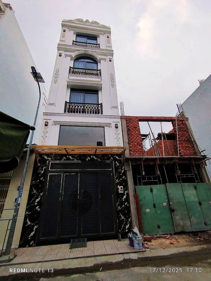 Nhà phố quận Bình Tân 54m² giá 7.3 tỷ - Thiết kế hiện đại, ở ngay!