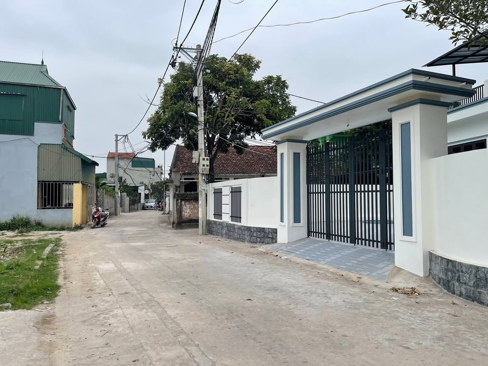 Đất kinh doanh Phú Xuyên 58,6m² giá 2.8 tỷ - Vị trí đắc địa, ô tô tránh nhau!