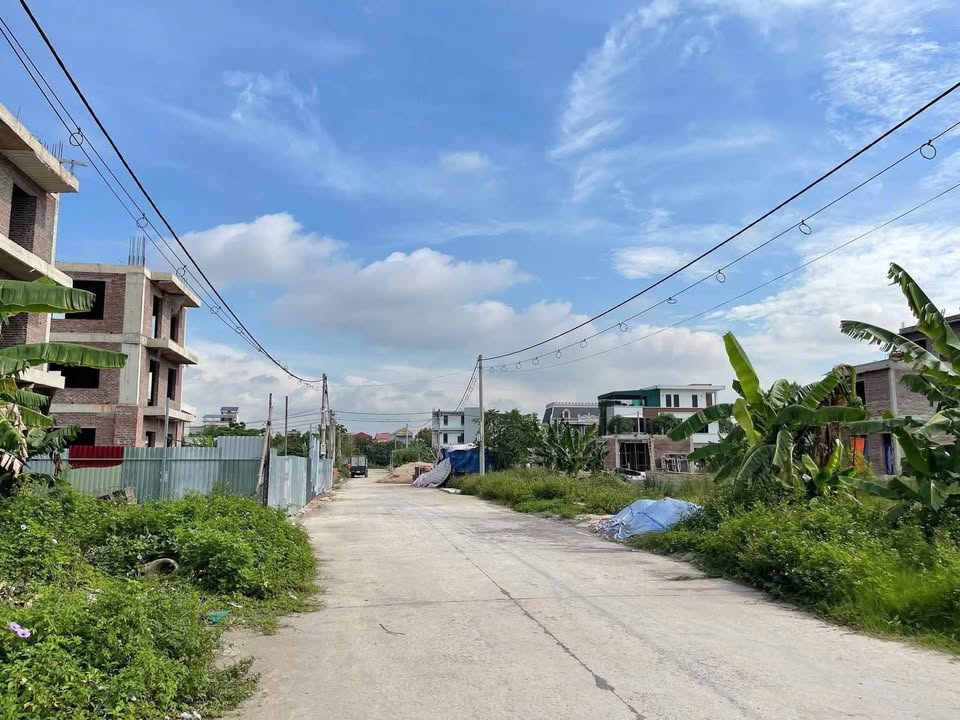 Đất nền góc Đường Hòa Bình, Ninh Bình 62m² - Hướng Tây-Bắc, giá tốt thương lượng!