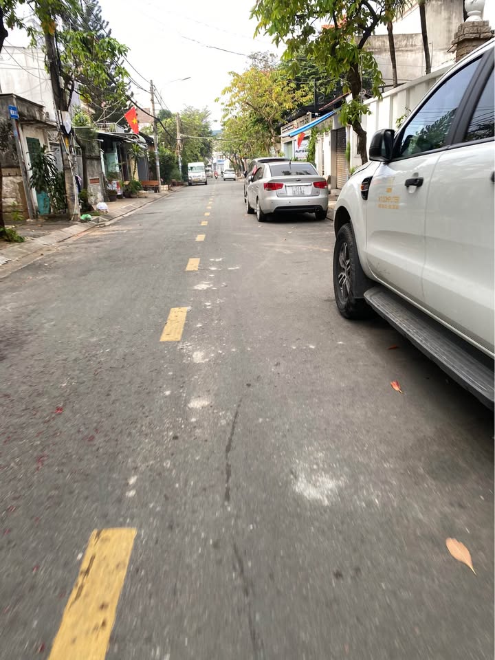 Dãy trọ 2 tầng tại Tăng Nhơn Phú A, 100m² giá 7.2 tỷ - Đầu tư sinh lời ổn định!