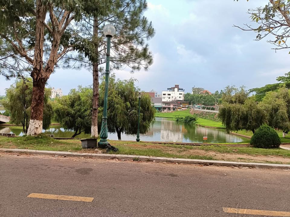 Nhà mặt tiền Cù Chính Lan Bảo Lộc 158.4m² giá 12.5 tỷ - Đầu tư sinh lời tại vị trí đắc địa!