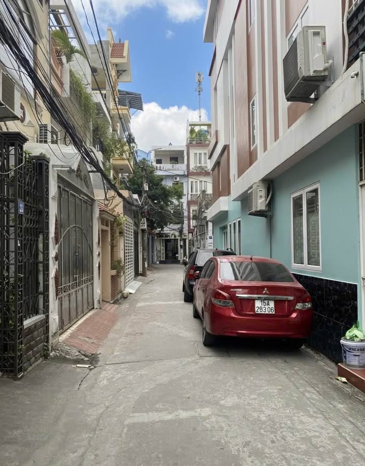 Nhà 5 tầng Hồ Sen, Lê Chân, Hải Phòng 66m² - Thang máy tiện lợi, ô tô vào tận nơi!