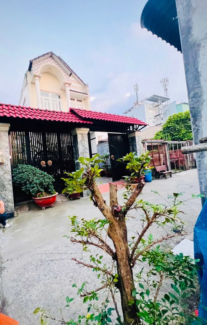 Đất thổ cư 76m² tại ấp 2 Đông Thạnh, Hóc Môn giá 2.78 tỷ - Sổ hồng riêng, xây dựng tự do!