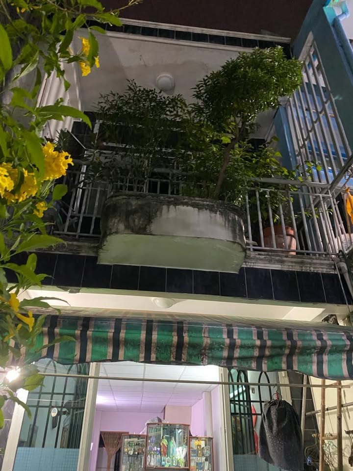 Nhà 2 tầng hẻm Xô Viết Nghệ Tĩnh, Bình Thạnh 104m² giá 5.9 tỷ - Bán gấp!