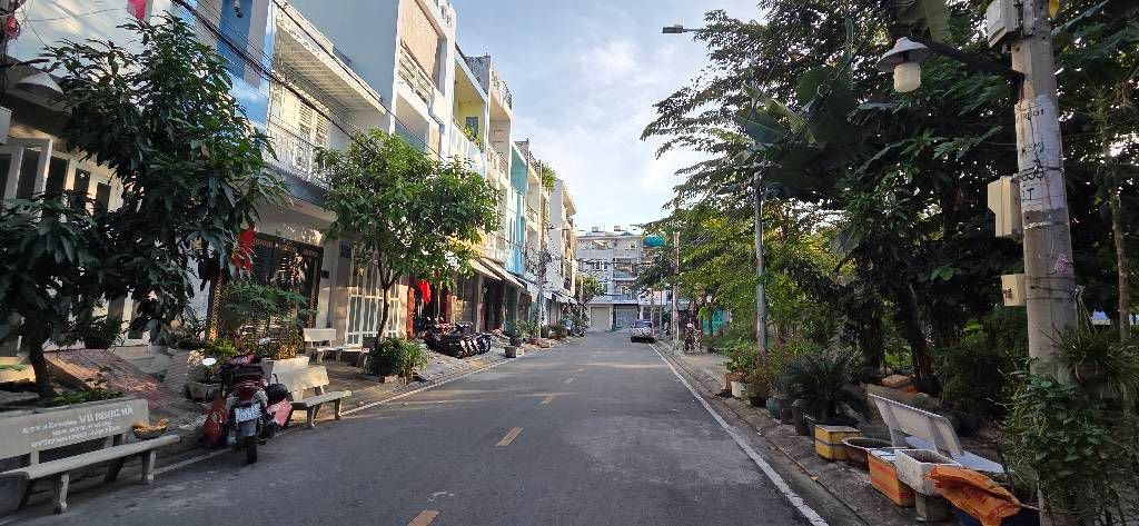 Nhà mặt tiền kinh doanh Bình Phú Quận 6 48m² giá 8 tỷ - Đầu tư sinh lời ngay!