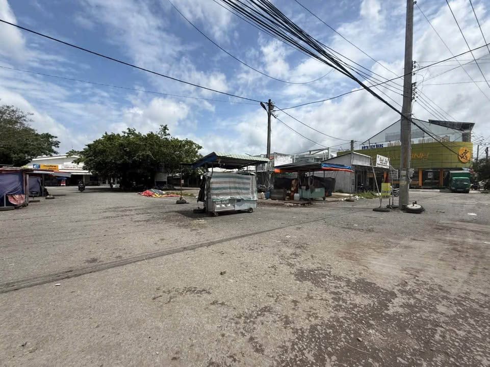 Đất nền xã Trung Hiếu, huyện Vũng Liêm, Vĩnh Long 1011.7m² giá chỉ 1.3 tỷ - Chính chủ thương lượng!