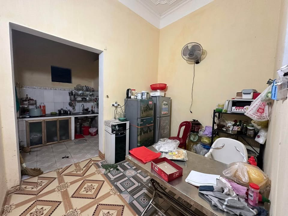 Nhà 2 tầng đường Hoàng Diệu, Thanh Bình 44m² giá 3 tỷ - Ô tô đỗ cửa, tiện ích xung quanh đầy đủ!