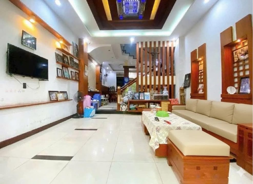 Nhà 4 tầng Văn Quán Hà Đông 58m² giá 1.1 tỷ - Khu dân trí cao, ô tô đỗ sát nhà!