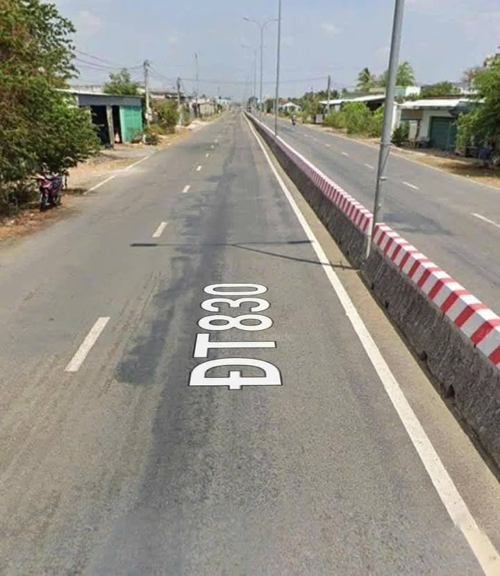 Đất thổ cư mặt tiền đường 830, xã Tân Trạch, 240m² giá 2.35 tỷ - Cơ hội đầu tư hấp dẫn!