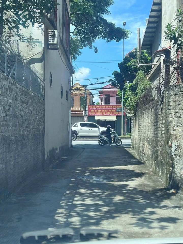 Đất nền phố Bình Yên Ninh Khánh 60m² giá 2.4 tỷ - Đường ô tô vào thoải mái!