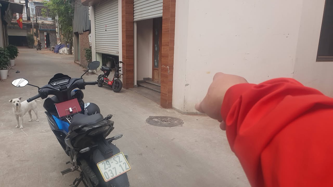 Nhà lô góc Hương Mạc, Từ Sơn 110m² giá 4 tỷ - Gần hồ điều hòa chỉ 10m!