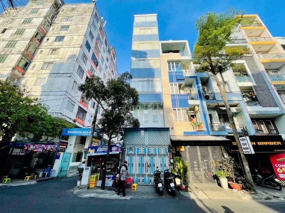 Cho thuê FrontHouse đường 3/2 Quận 10, diện tích 60m² - Hầm để xe tiện lợi, thang máy hiện đại!