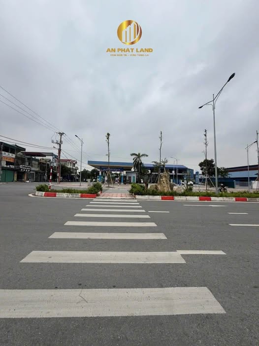 Lô đất Ninh Bình 81.8m² giá thỏa thuận - Vị trí đắc địa ngay mặt đường chính!