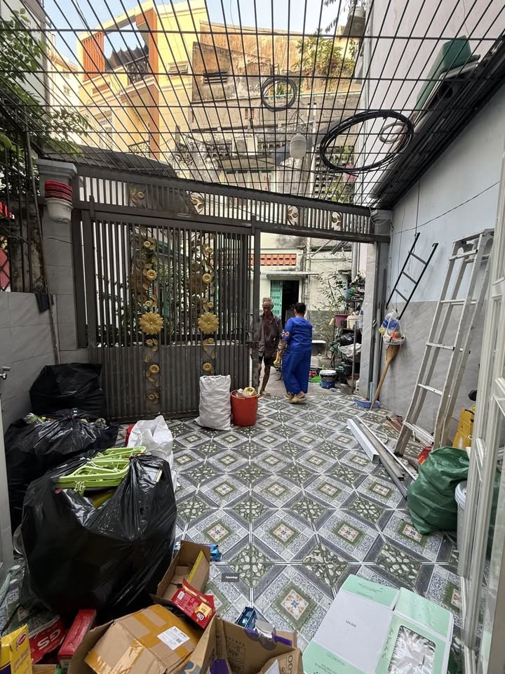 Nhà phố Cầu Kiệu, quận Phú Nhuận 74.1m² giá 7.4 tỷ - Sẵn sàng vào ở ngay!