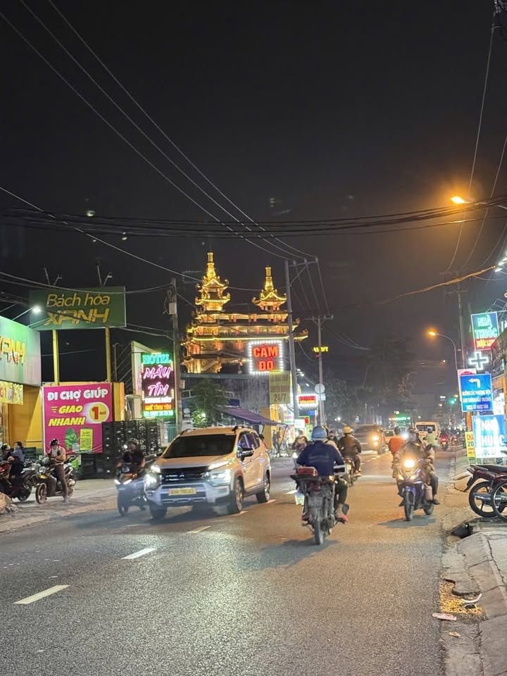 FrontHouse mặt tiền Hà Huy Giáp 314m² giá 27 tỷ - Đầu tư sinh lời lý tưởng!