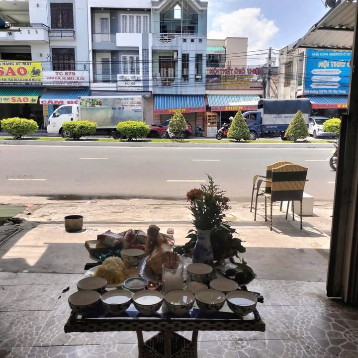 Nhà mặt tiền đường 23/10 xã Vĩnh Thạnh 72m² giá 5.5 tỷ - Cơ hội đầu tư sinh lời!