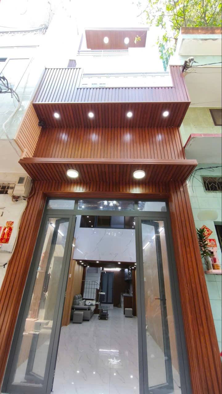 Nhà 4 tầng Xóm Đất, Quận 11 - 31m² chỉ 5.98 tỷ - Hẻm xe hơi thông thoáng!