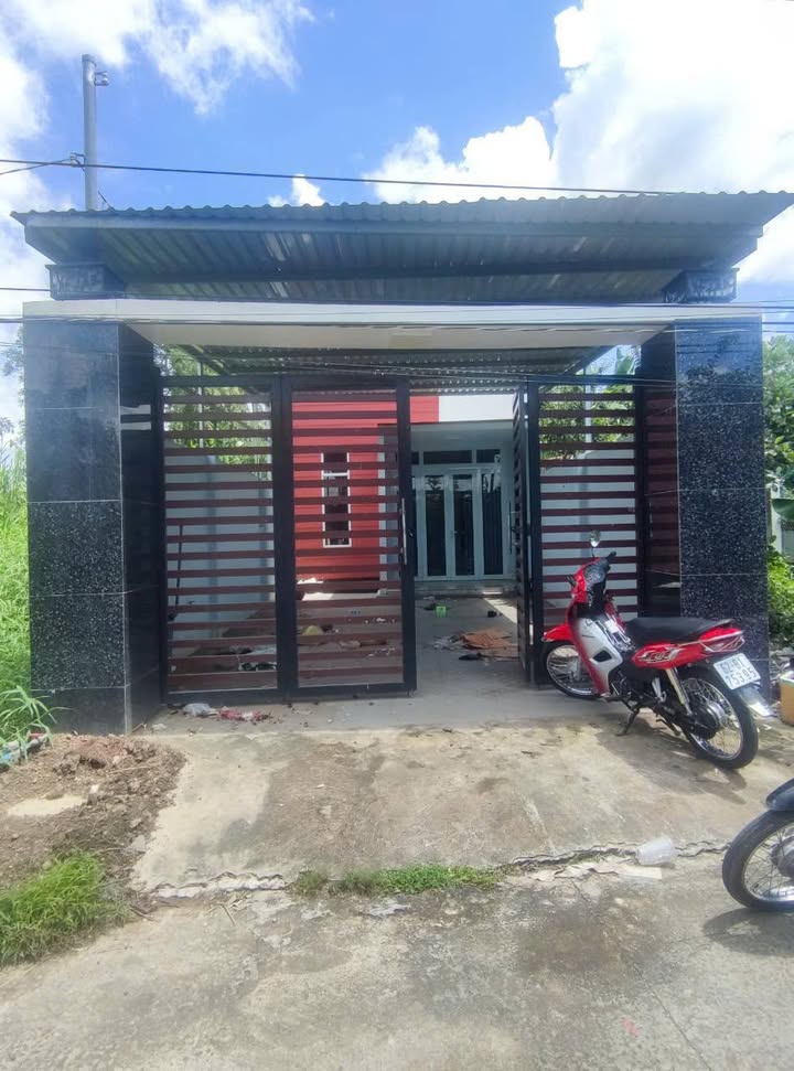 Nhà cấp 4 Bình Quới Châu Thành Long An 220m² giá 1.4 tỷ - Chính chủ bán gấp!