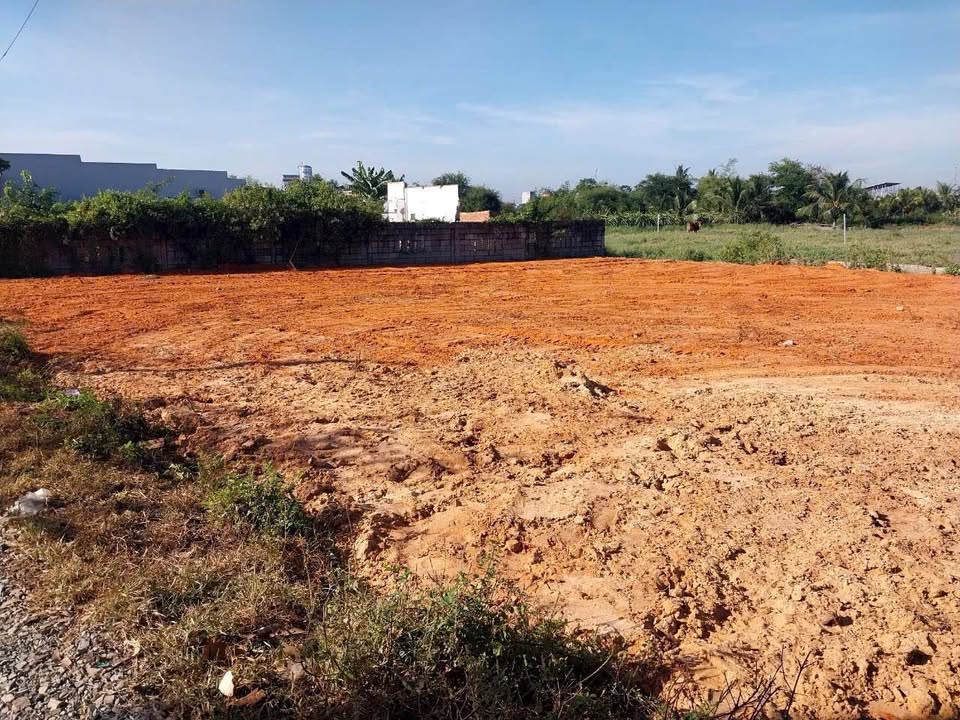 Đất thổ cư 100m² khu nội bộ Xoài Quỳ, Phường Hàm Thắng, giá 680 triệu - Sổ đỏ chính chủ, công chứng ngay!