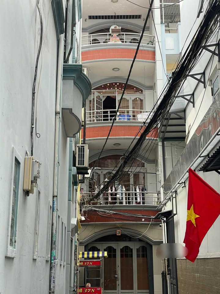 Nhà phố Bình Thạnh 61.9m² giá 9 tỷ - Chính chủ bán gấp vì lý do tài chính!